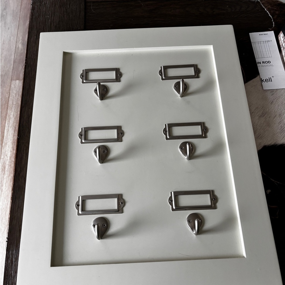 Pottery Barn Bedford Daily Organizer Hook in Creamy White